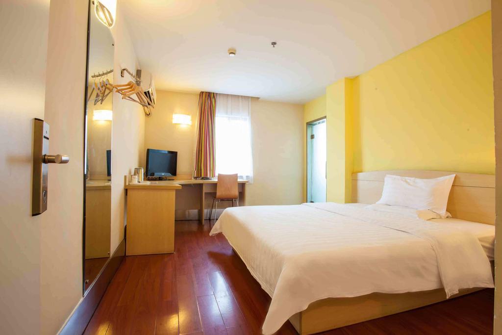 7 Days Inn Heze Mudan Road Branch الغرفة الصورة