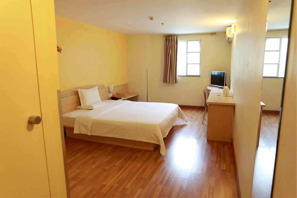 7 Days Inn Heze Mudan Road Branch الغرفة الصورة
